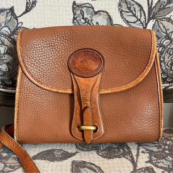 Dooney & Burke All-Weather Leather Vintage Essex Purse - Picture 2 of 16